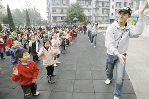 宁波市首届男幼师推介会举行 待遇不算低