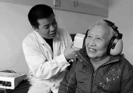 今天是 爱耳日 普及人工耳蜗重见听的希望-患者