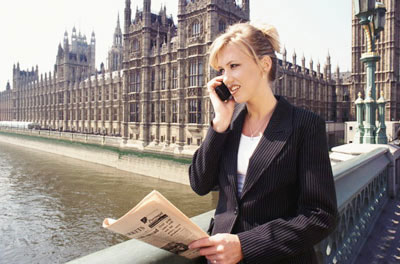 职场人最伤耳朵的打电话方式[图]-手机,职场人