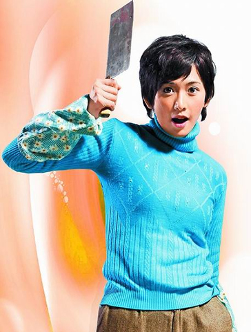 林志玲扮完犀利妹再挥菜刀 似泼妇喝酒划拳