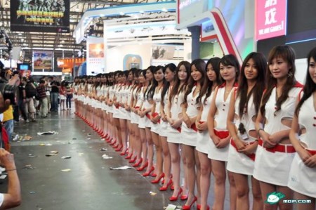 ... 美女_大波少妇_风韵成熟的中年妇女 - 适新素材网