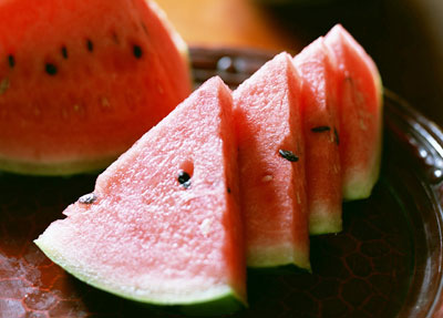 孕妇解暑怎样吃西瓜更健康?(图)-吃西瓜,孕妇,准