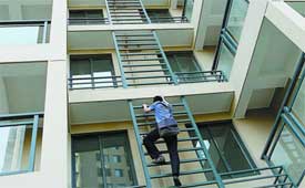 北京移动联通员工私售个人信息 改百余客服密