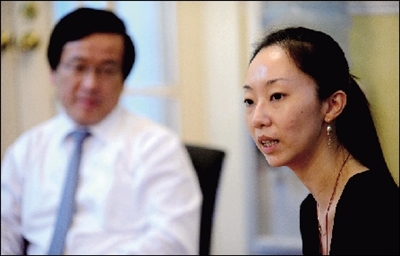 <em>侯耀文长女</em>回应遗产案:对父女感情提质疑太残
