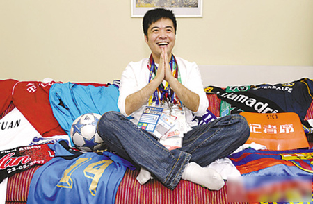 央视世界杯主播被称女版韩乔生 雷人语遭恶评