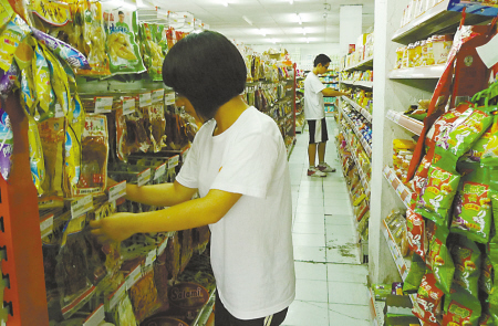 生活-高中生,生存训练,女生,讨生活,搬运工,招工