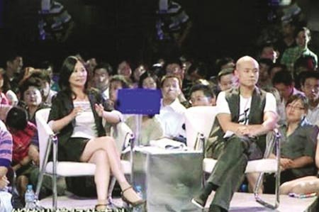 党校<em>女教授</em>加盟《非诚勿扰》 14岁女儿首反对