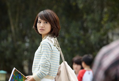 《<em>爱上女主播</em>》未播先红 女主角朱丹抵京配音