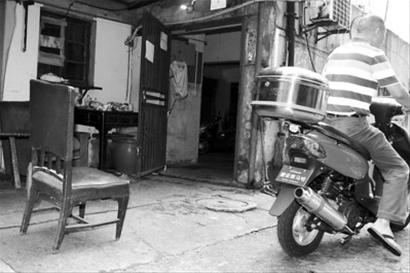 杨浦区群殴致4人死亡续:涉案嫌犯落网-车棚,嫌