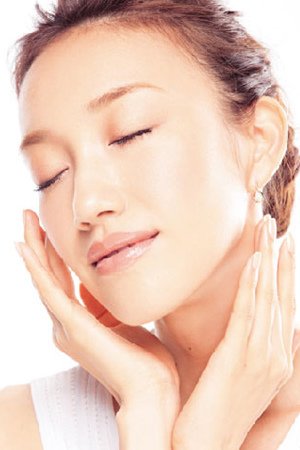 20-<em>30岁女人</em>精致保养[组图]-<em>保养品</em>,收敛水,缩小