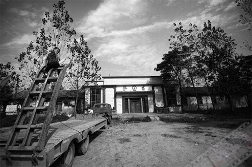 黑白映像:搭乘许昌窄轨小火车穿越时空-小火车