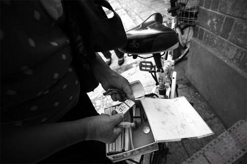 黑白映像:搭乘许昌窄轨小火车穿越时空-小火车