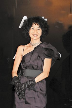 张曼玉避狗仔不见梁朝伟(图)-张曼玉,梁朝伟,狗