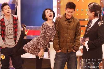 陈小春与陈冠希粉丝微博对骂 小S照片成导火索