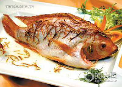 常<em>吃</em>6种食物 使肌肤紧致美丽值爆升-<em>改善</em>肌肤