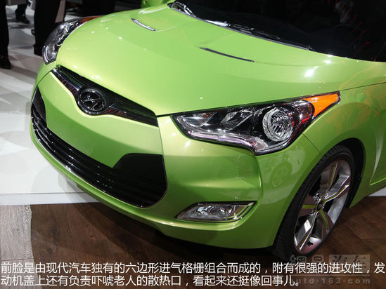 叫板大众高尔夫2012款现代Veloster静态评测-