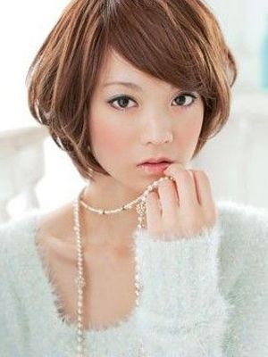 8款清丽<em>发型</em>兔年开个好头(组图)-时尚,层次感,a