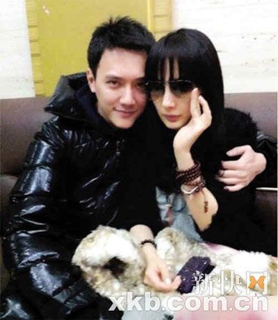 冯绍峰微博称被女友了 否认女友是阴奕彤-冯绍