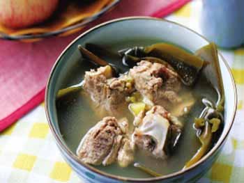 春季抗老养颜汤 简单又美容(组图)-养颜汤,汤色