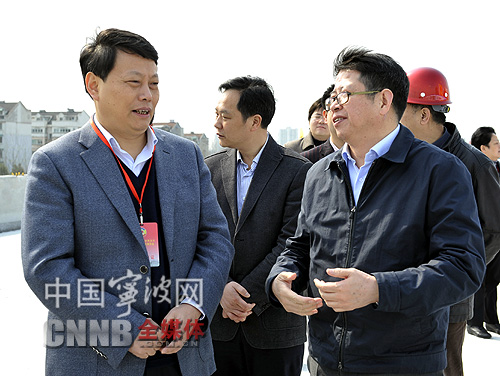 宁波市委副书记,市政协主席,党组书记唐一军在视察机场快速干道工程