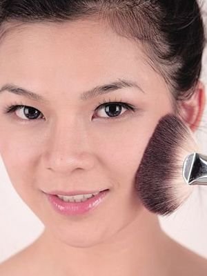 化妆15大禁忌 保护过敏肌(组图)-禁忌,肌肤过敏