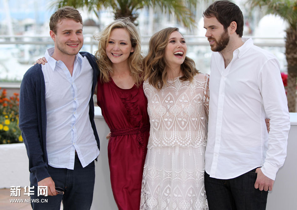 《双面玛莎》戛纳克劳泽、奥尔森 红白 上阵-双