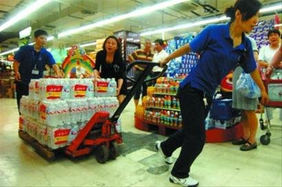 杭州发送短信提醒市民 市区供水正常不必恐慌