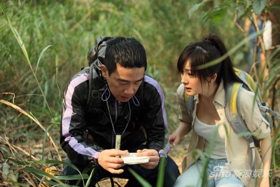 《孤岛惊魂》陈小春生日上映 与杨幂暧昧-杨幂