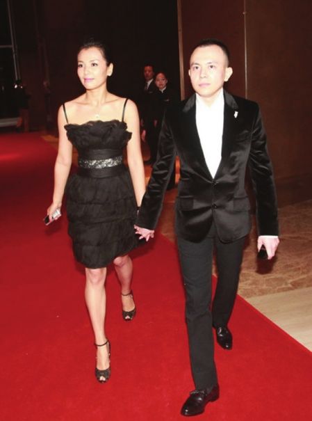 刘涛老公王珂再陷债务纠纷另有3人将其起诉-王