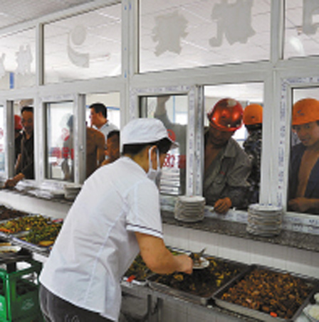 工地食堂吃得放心--中国宁波网-对外合作栏目