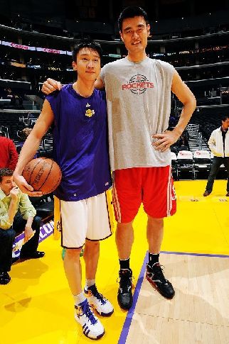 〖孙悦nba年薪孙悦在nba挣了多少钱〗