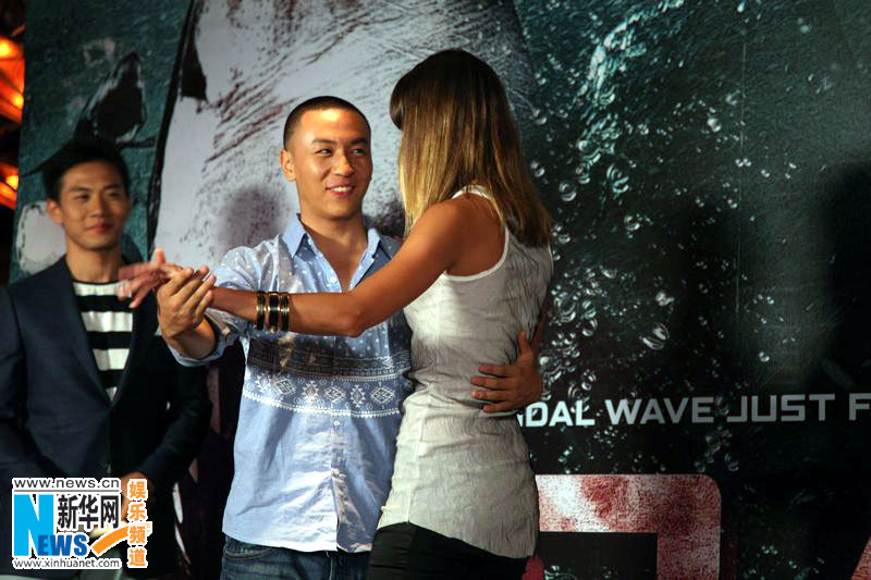 释小龙忆往昔:童星只是人生的一个点-释小龙,童星,人生,大海啸鲨口逃生,舞蹈,唱歌-中国宁波网-娱乐