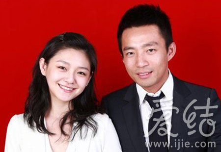 几招让结婚证照片更变时尚-结婚证,拍摄,证件照