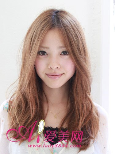 中分刘海淑女长发修饰<em>大脸</em>(组图)-长发,修饰脸