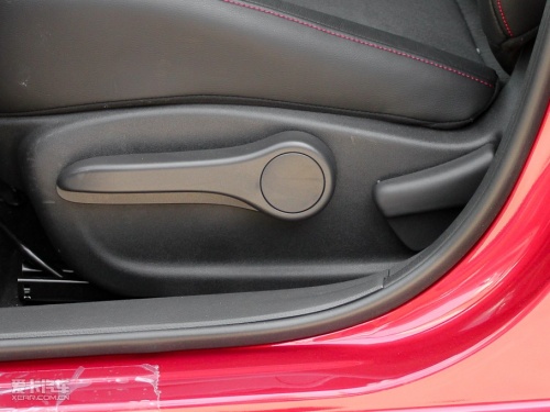 车型对比 1.6T骐达 VS 1.4T高尔夫6-Joyce,骐达