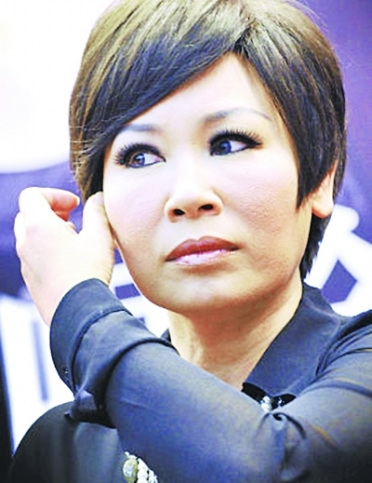 48岁黄小琥后悔结婚生子:婚姻,永远放最后考虑