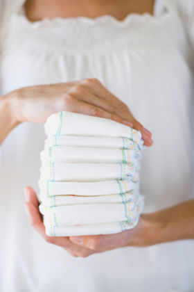 <em>内裤</em>也有寿命 女性<em>内裤穿多久</em>该换一次?-穿紧