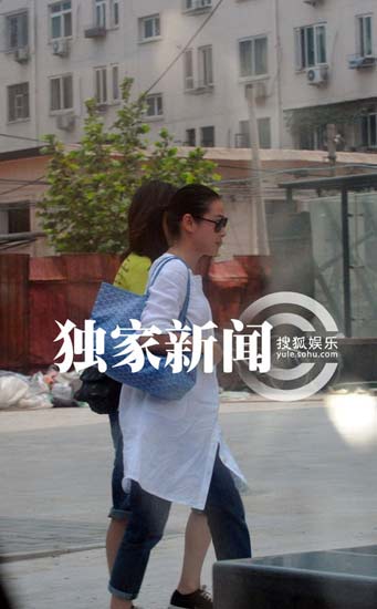 刘若英现身民政局登记结婚-剩女,奶茶刘若英,老