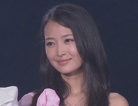 疑快女7强杨洋不雅照曝光 指18岁就当小三-杨