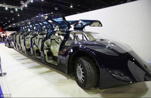 这辈子的愿望是去迪拜坐一次出租车