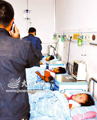 3名小学女生跳楼称死了就不用写作业-<em>黄婉婷</em>,