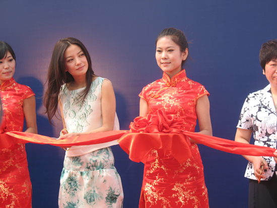 杉井奥特莱斯广场+宁波作为杉井奥特莱斯项目