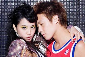 陈冠希与16岁嫩模舌吻照 女主角承认恋情-陈冠