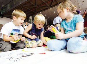 家长如何配合老师教育孩子?(图)-家长,教育孩子