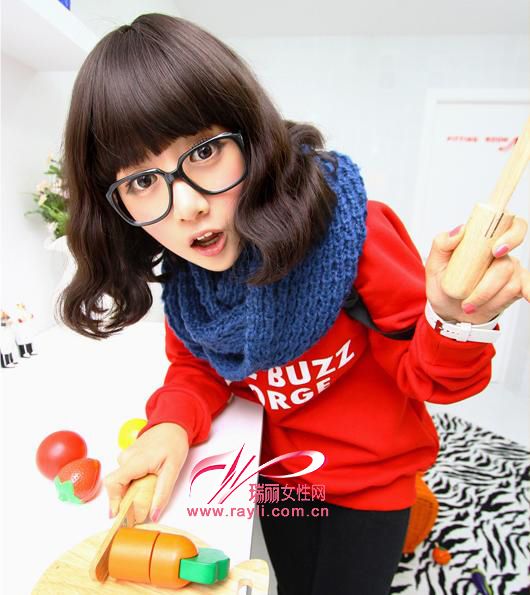 冬日色女郎玩转日系撞色(组图)-女郎,色系,视