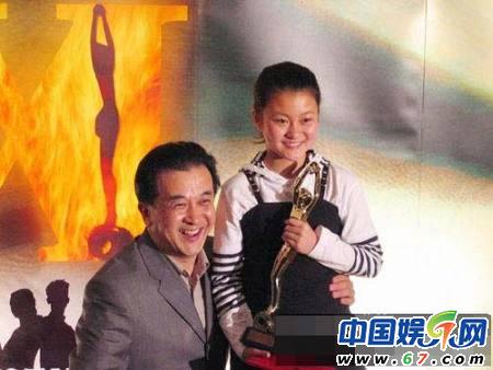 冯巩儿子首曝光 赵本山潘长江笑星<em>儿女</em>曝光-赵