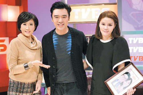 钟镇涛曝破产窘境:曾欠债破亿 女友偷卖名牌包