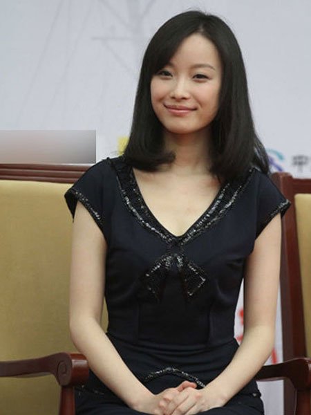 首映式 明星造型精彩超电影(组图)-电影,<em>发型</em>,披