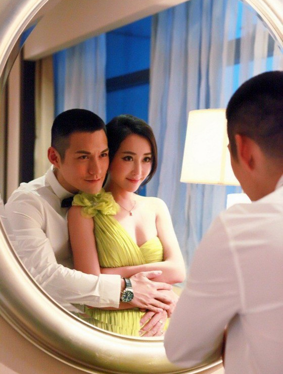 严宽杜晓婷亲密照+女友整容改名形象惊人