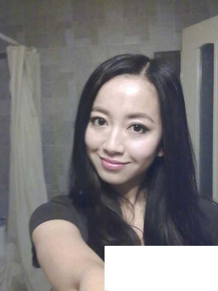 度娘刘冬易娘佟扬 盘点网络公司年会美女(图)-